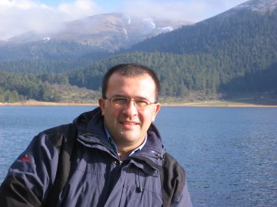 [ Serhan
Gungor, professional tour guide, Abant, Turkey ]