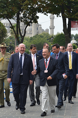 [ Serhan with His Excellency General Sir Peter Cosgrove, Governor-General of Australia, in Istanbul, Turkey ]