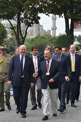 [ Serhan with His Excellency General Sir Peter Cosgrove, Governor-General of Australia, in Istanbul, Turkey ]
